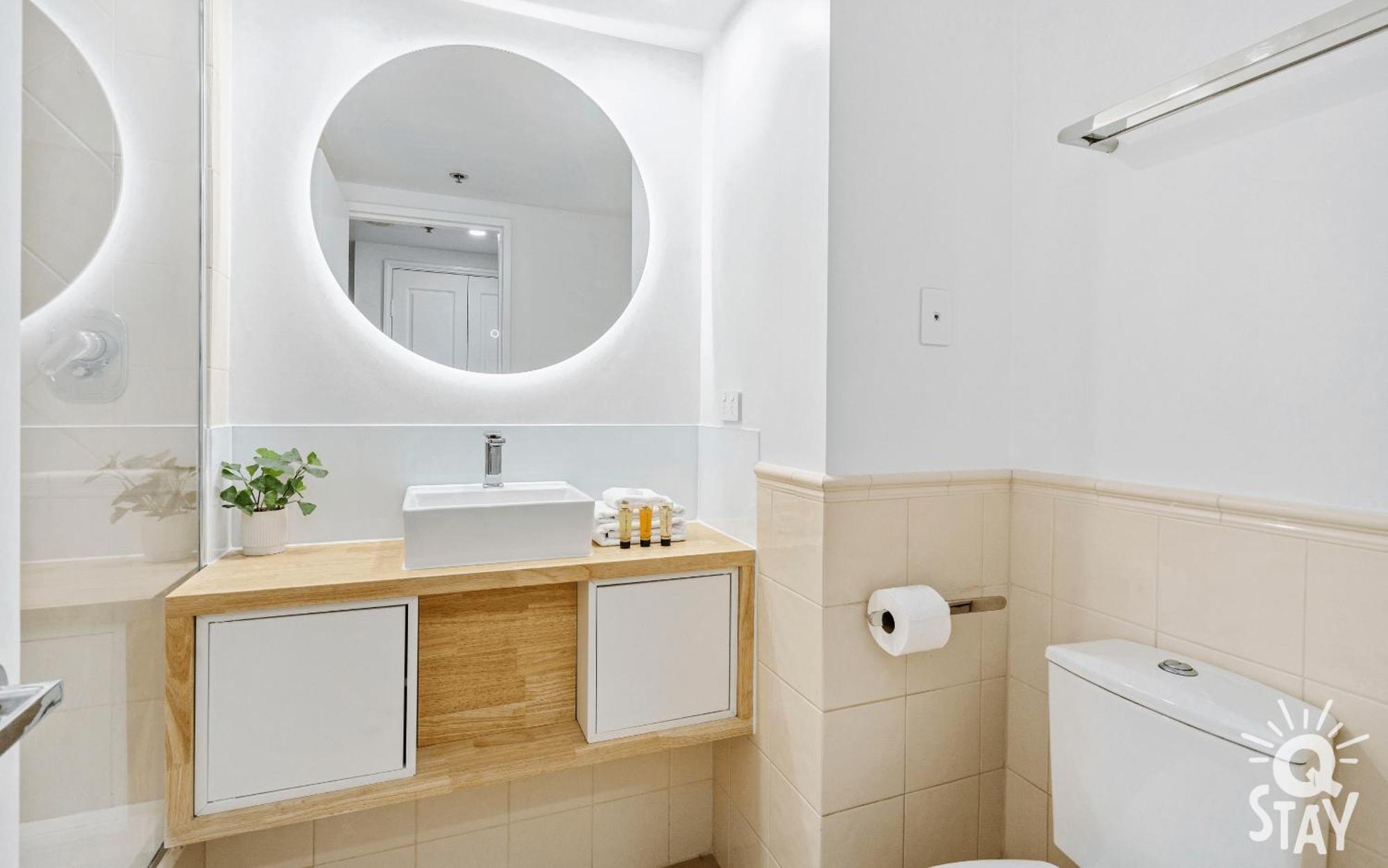 Legends Apartments - Qstay Gold Coast Buitenkant foto